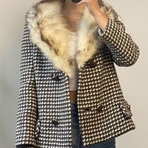 Vintage Black and White Coat with Fur Collar